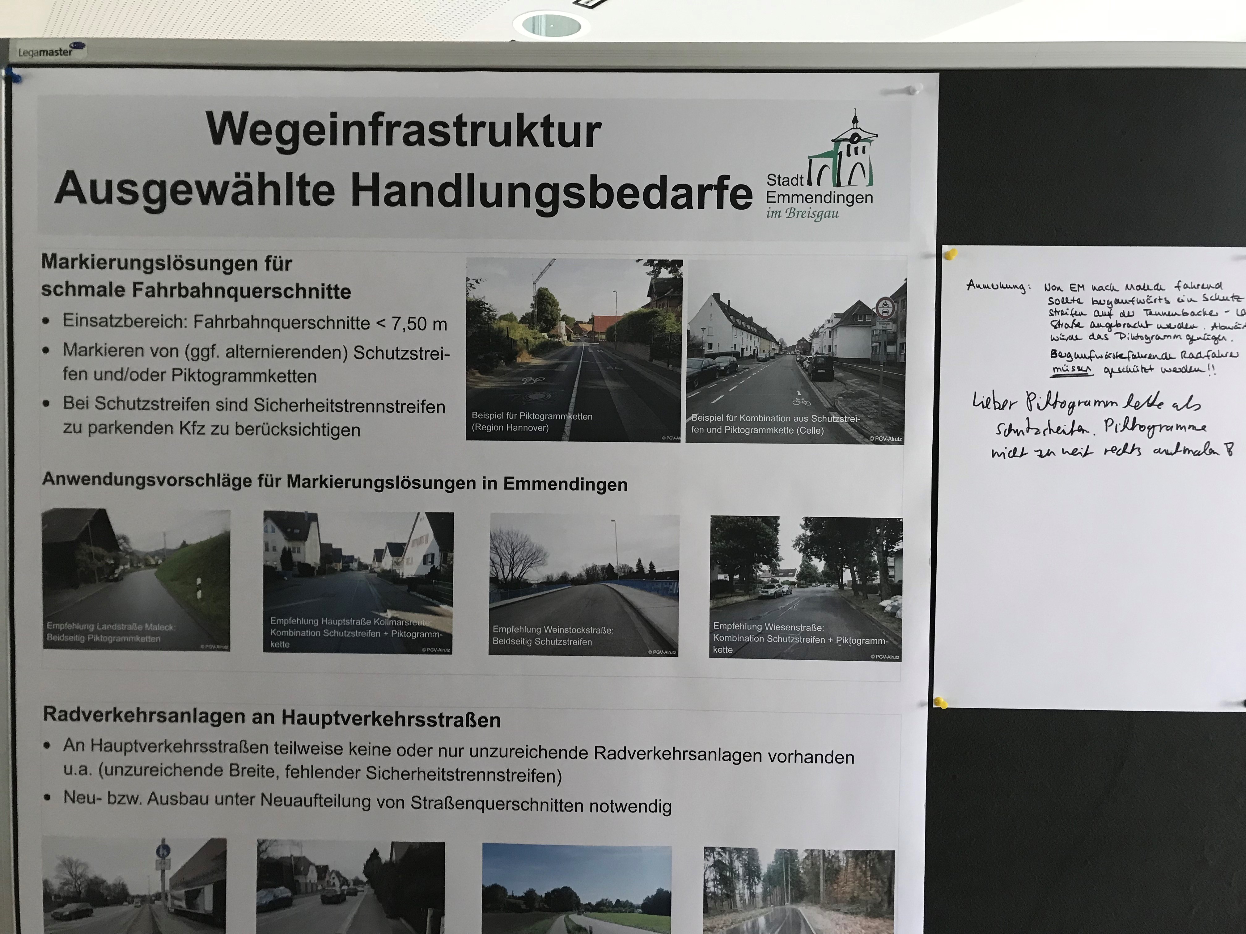 Plakat mit Hinweisen aus dem Publikum